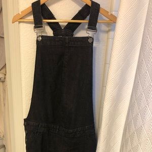 Maternity black Jean overalls